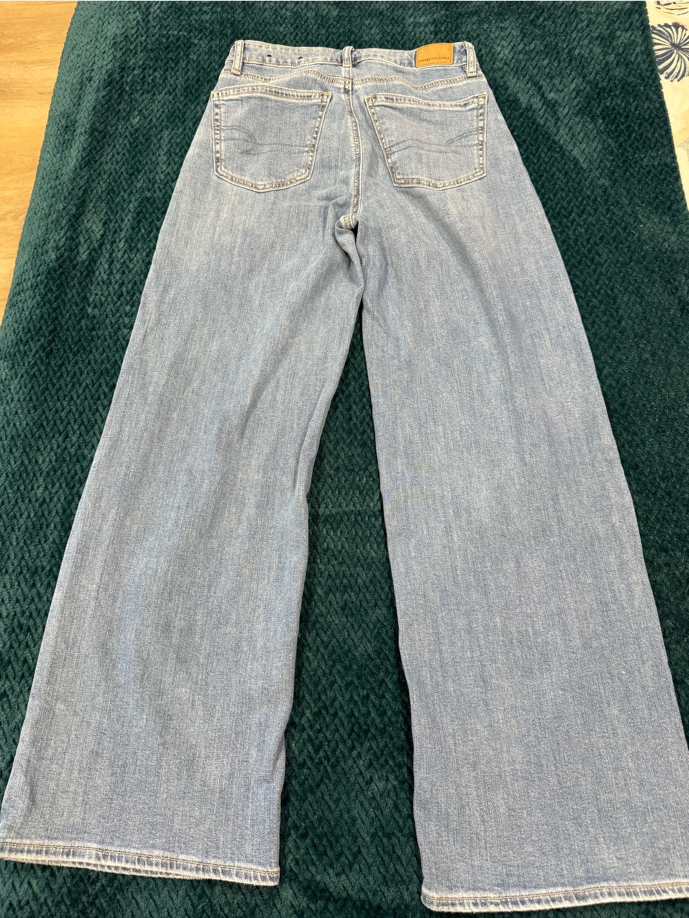 AE Dreamy Drape Super High-Waisted Baggy Wide-Leg Jean - Picture 5 of 8